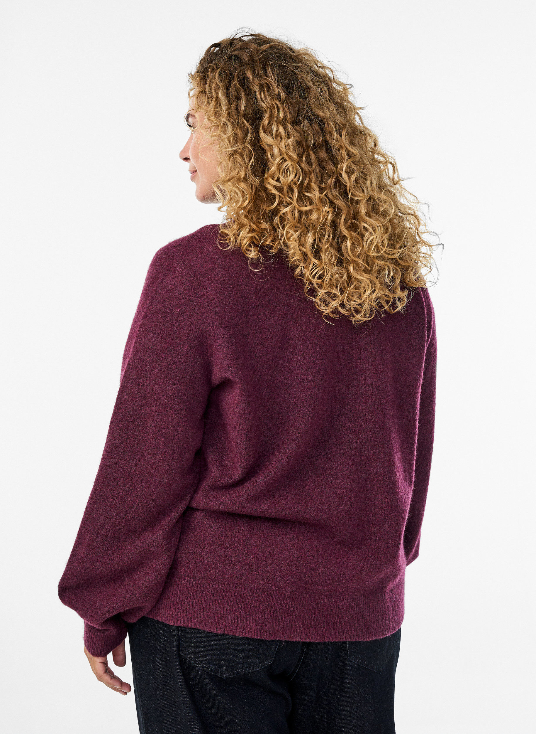 Zizzi Cardigan aus weichem Strick mit goldfarbenen Kn&ouml;pfen, Dunkles Bordeaux, Model image number 2