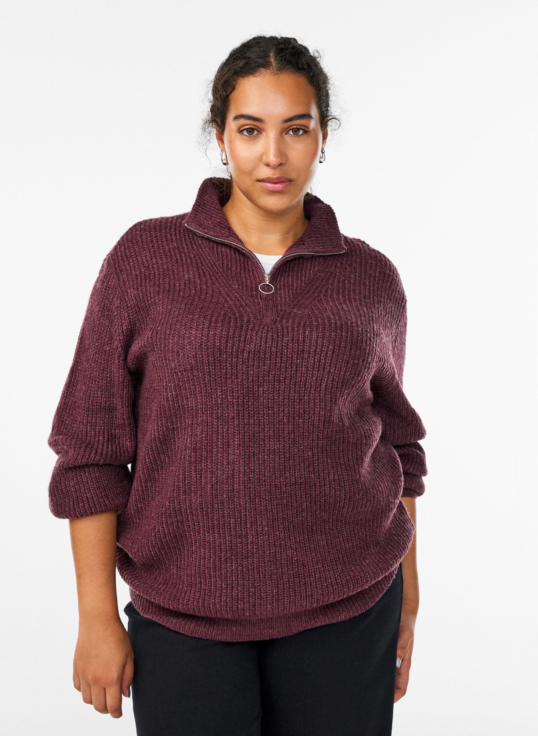 ZizziStrickpullover mit hohem Kragen und Rei&szlig;verschluss, Rot, Model image number 0