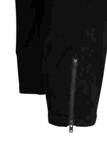 Cropped Amy Jeans mit Reißverschluss, Black denim, Packshot image number 3