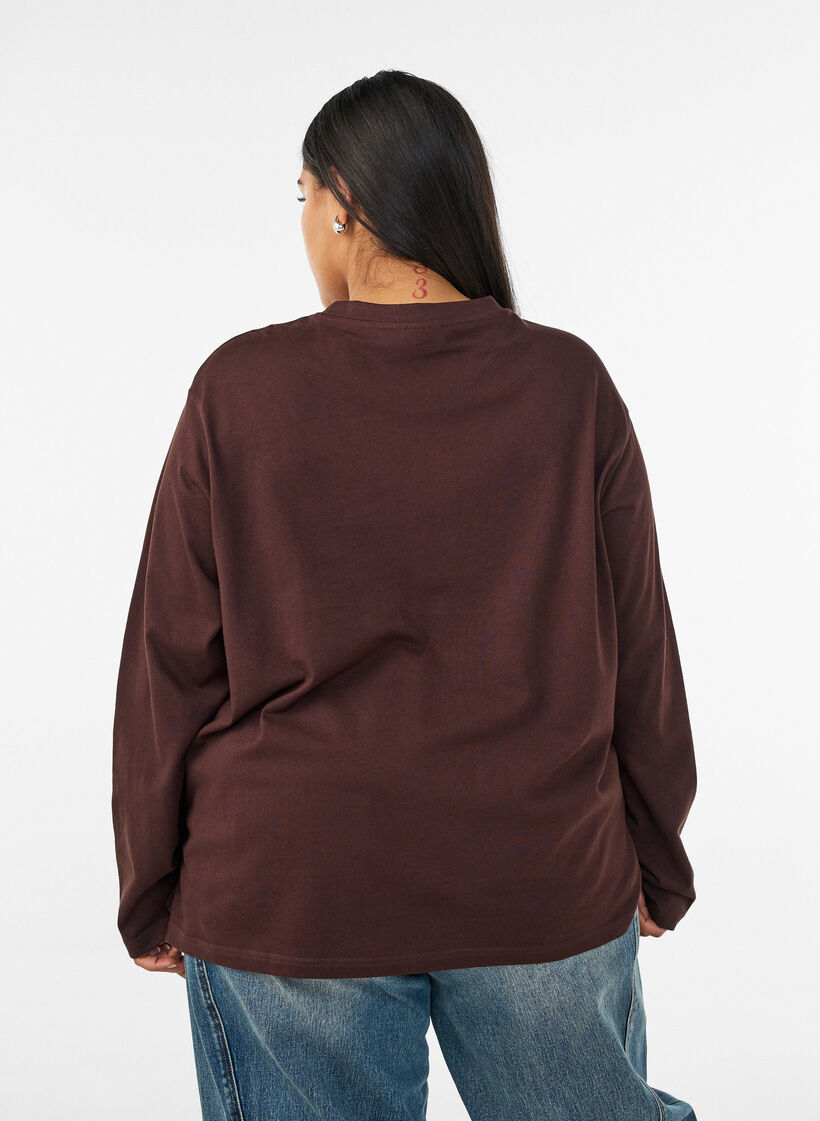 Basic T-Shirt mit langen &Auml;rmeln, Braun, Model image number 2