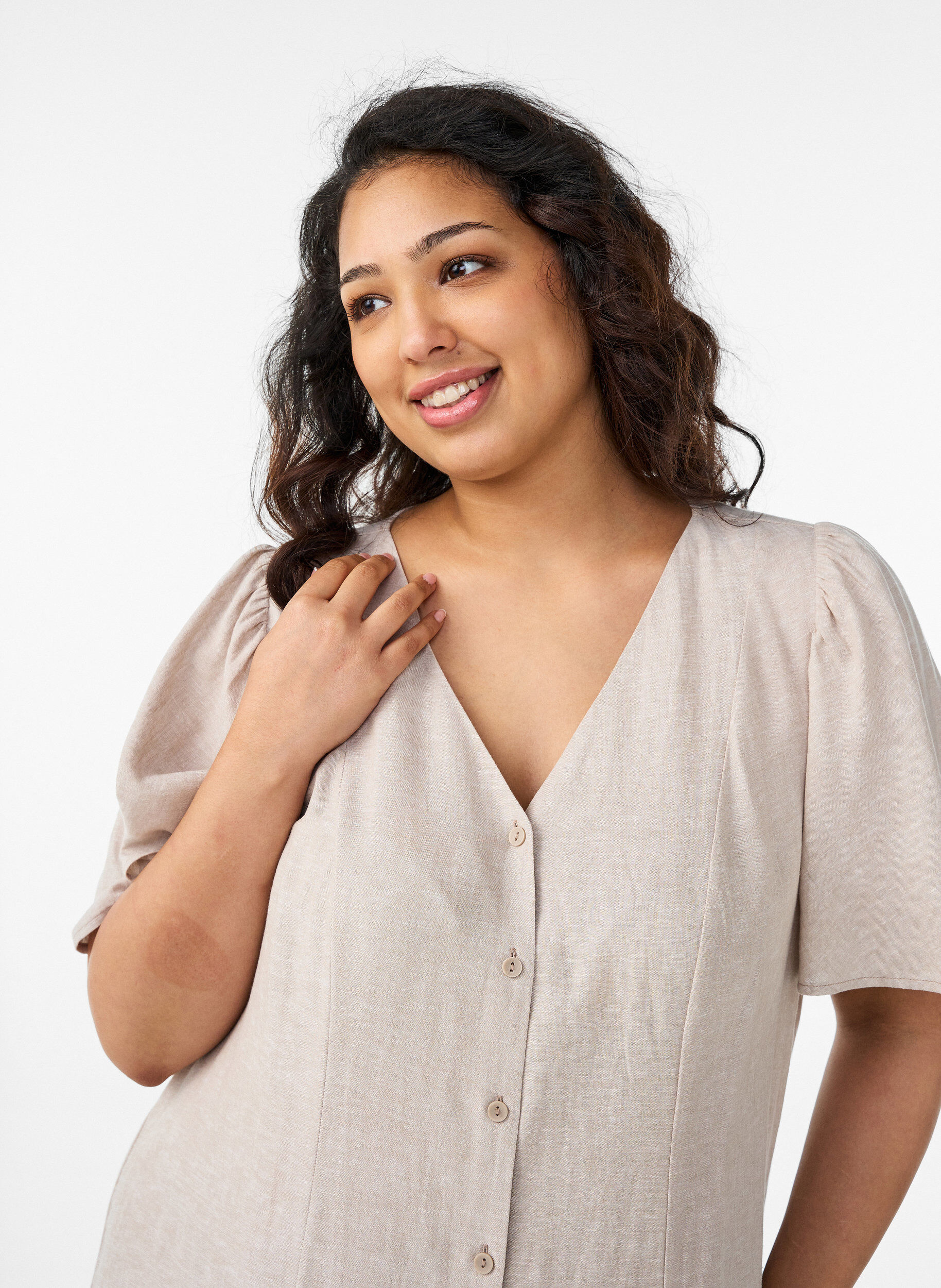 Zizzi Midikleid aus Leinen und Viskose mit R&uuml;schen&auml;rmeln, Beige, Model image number 2