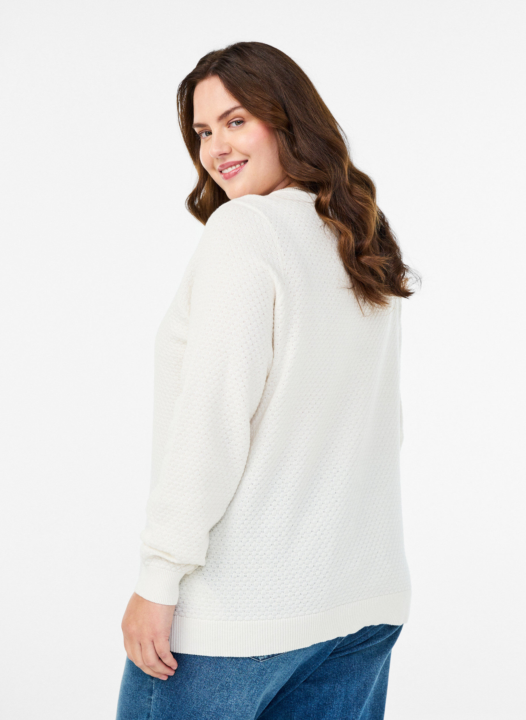 Zizzi Strickbluse aus Baumwolle mit Strukturmuster, Vanille, Model image number 2