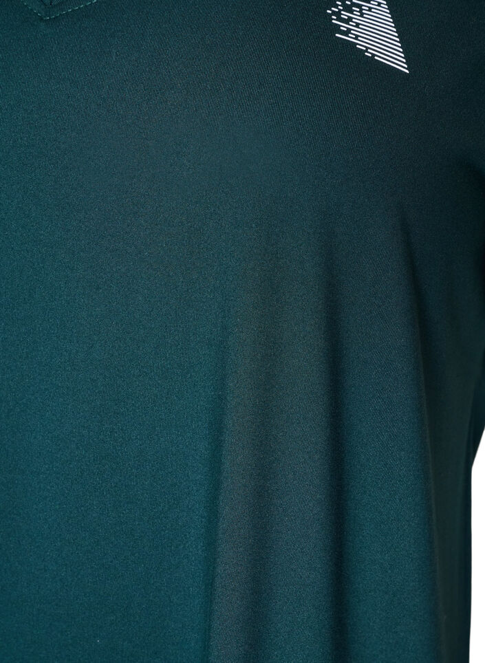 Lockeres Trainings-T-Shirt mit V-Ausschnitt, Gr&uuml;n, Packshot image number 2
