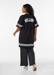 Sportliches T-Shirtkleid aus Baumwolle, Schwarz, Model image number 2