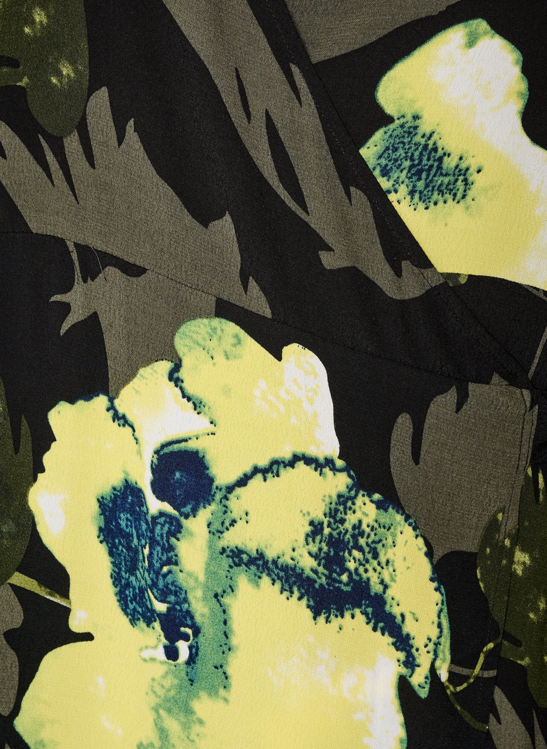 ZizziGebl&uuml;mtes Wickelkleid aus Viskose mit Bindeg&uuml;rtel, Schwarz, Packshot image number 2