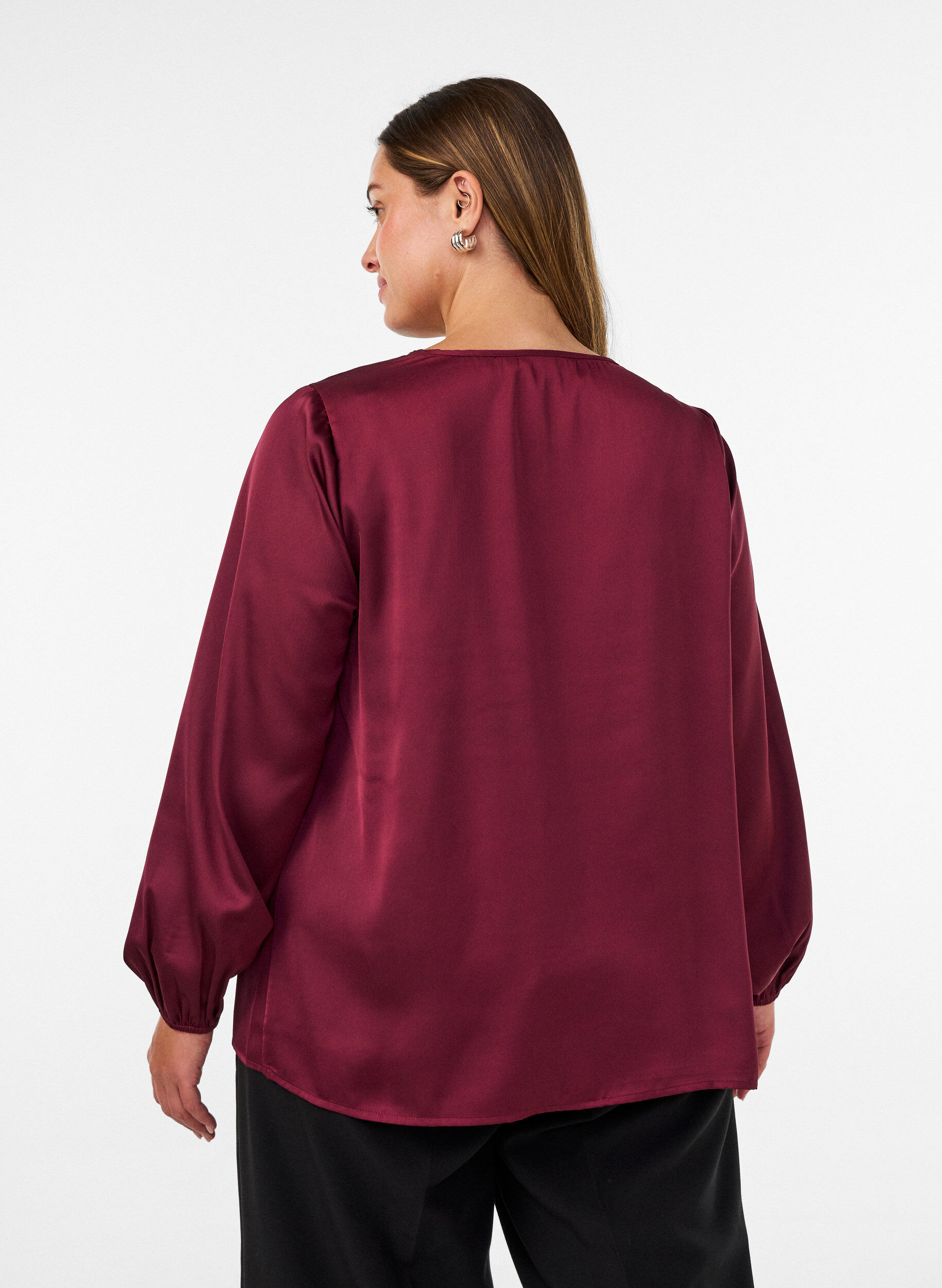 ZizziSatinbluse mit Spitzenapplikation und Perlen, Rot, Model image number 2