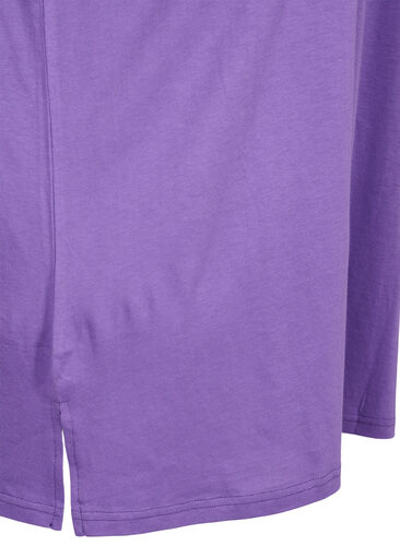 Einfarbiges Oversize T-Shirt mit V-Ausschnitt, Deep Lavender, Packshot image number 3