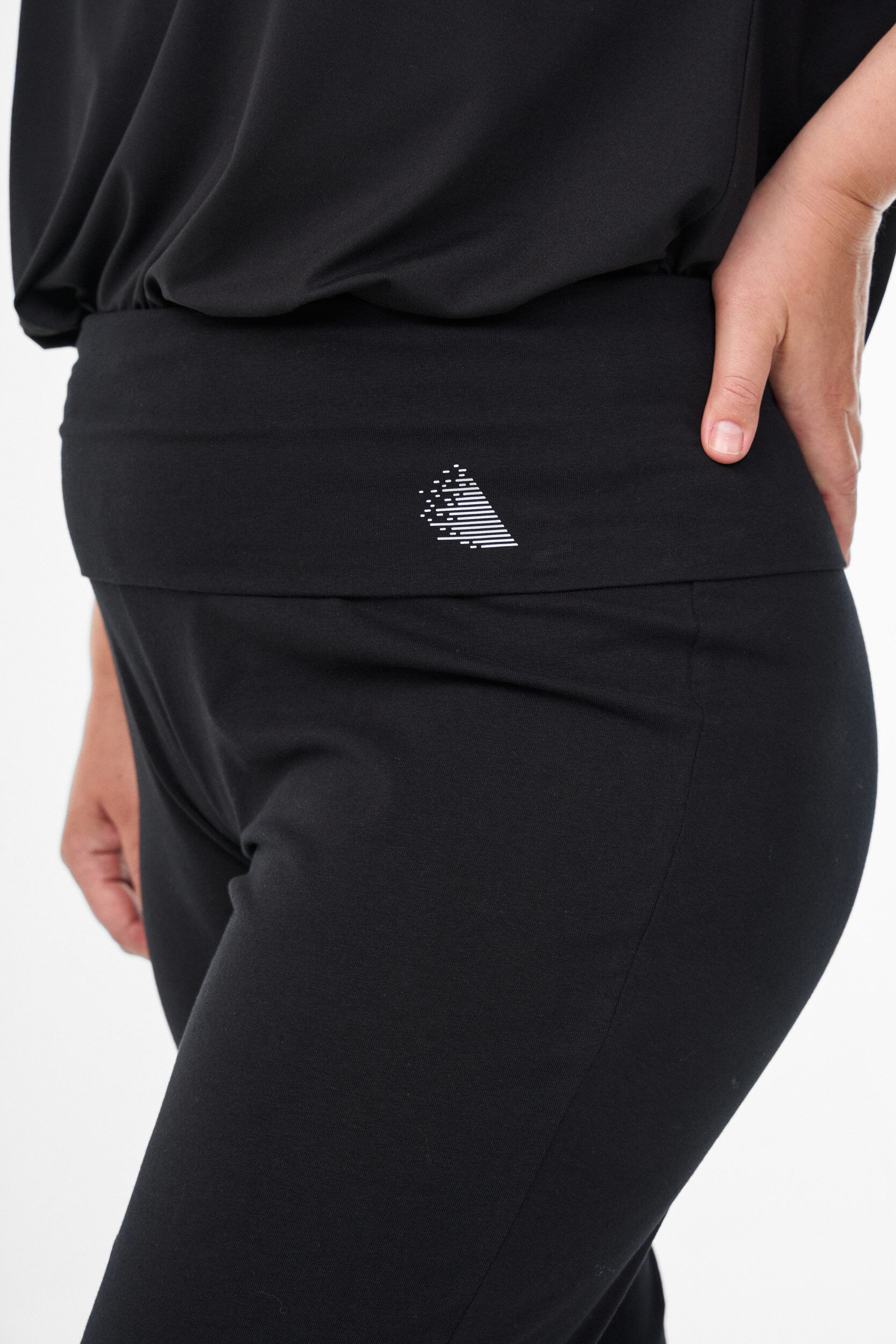 Zizzi Sporthose aus Baumwolle, Schwarz, Model image number 3
