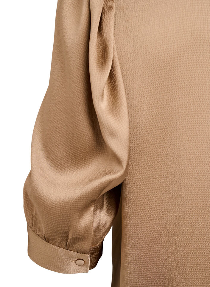 Bluse in Satin-Optik mit 1/2-&Auml;rmeln und R&uuml;schenkragen, Braun, Packshot image number 3