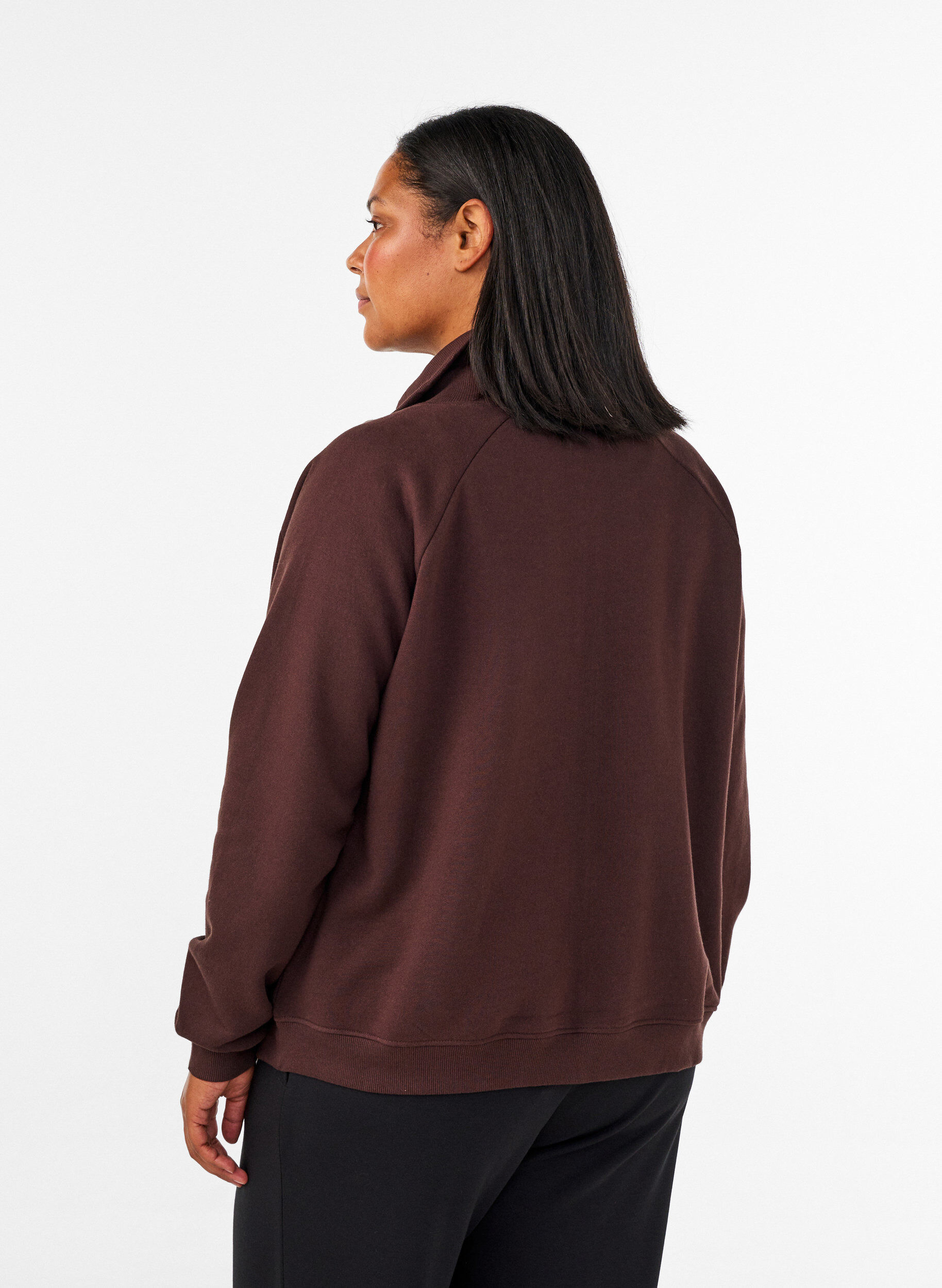 ZizziSweatjacke mit hohem Kragen und Rei&szlig;verschluss, Braun, Model image number 2