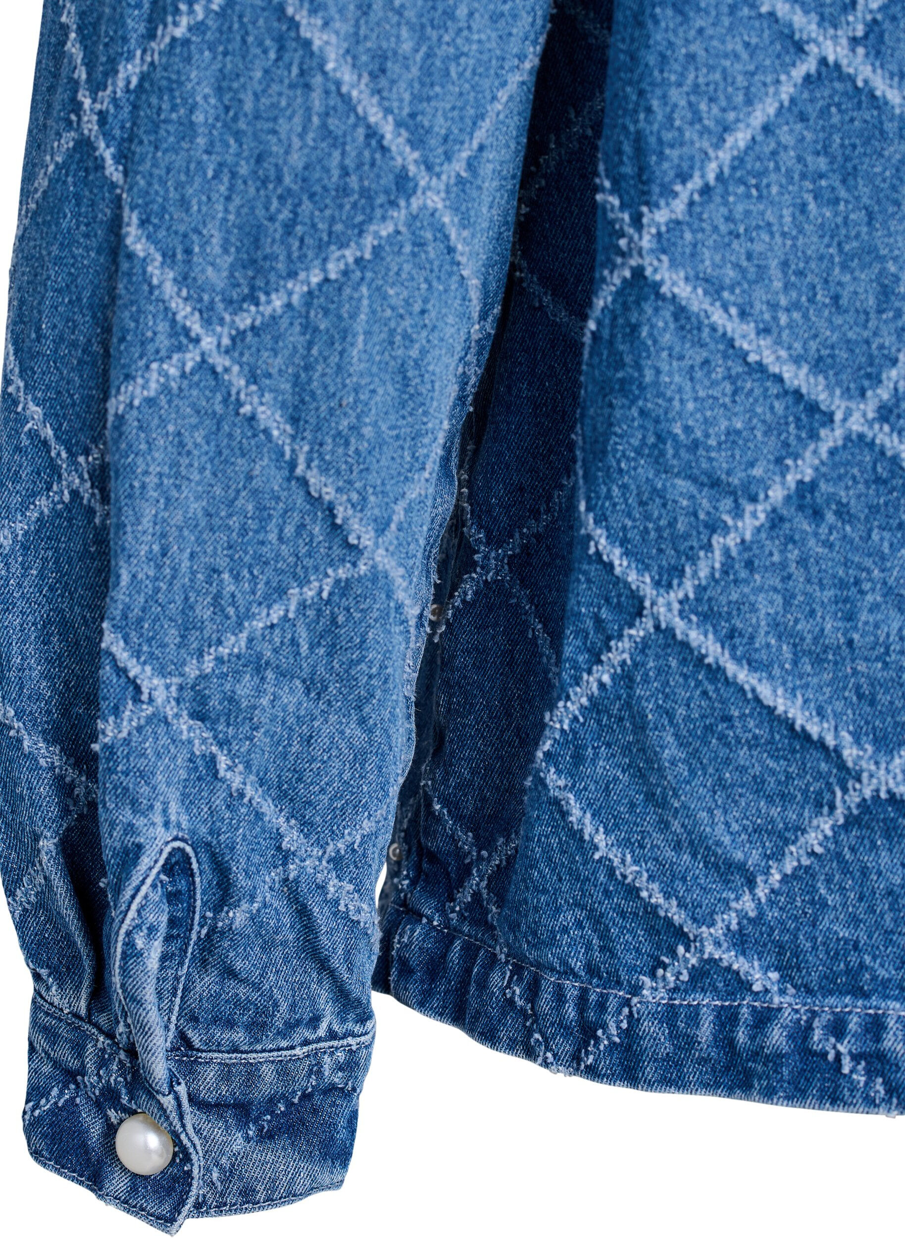 Zizzi Jeanshemd mit Destroyed-Muster und Perlendetails, Blau, Packshot image number 3