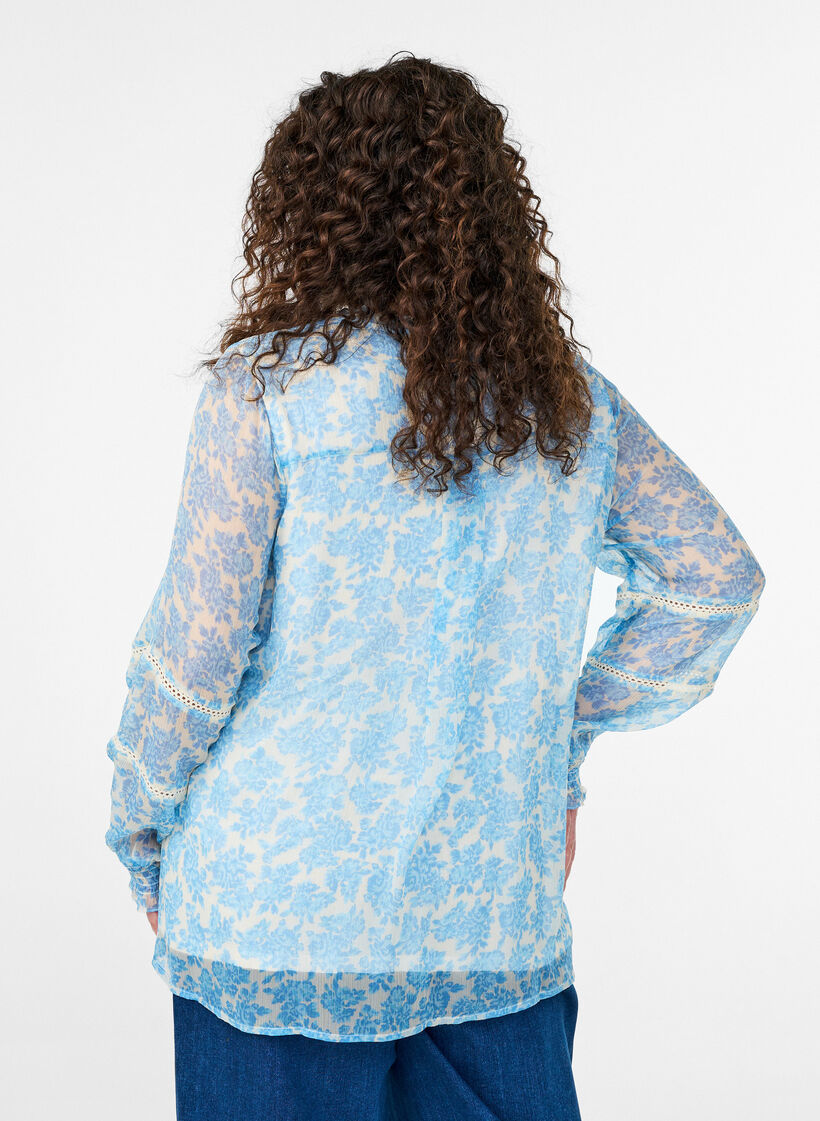 Chiffonbluse mit Blumenprint und H&auml;kelborte, Blau, Model image number 2