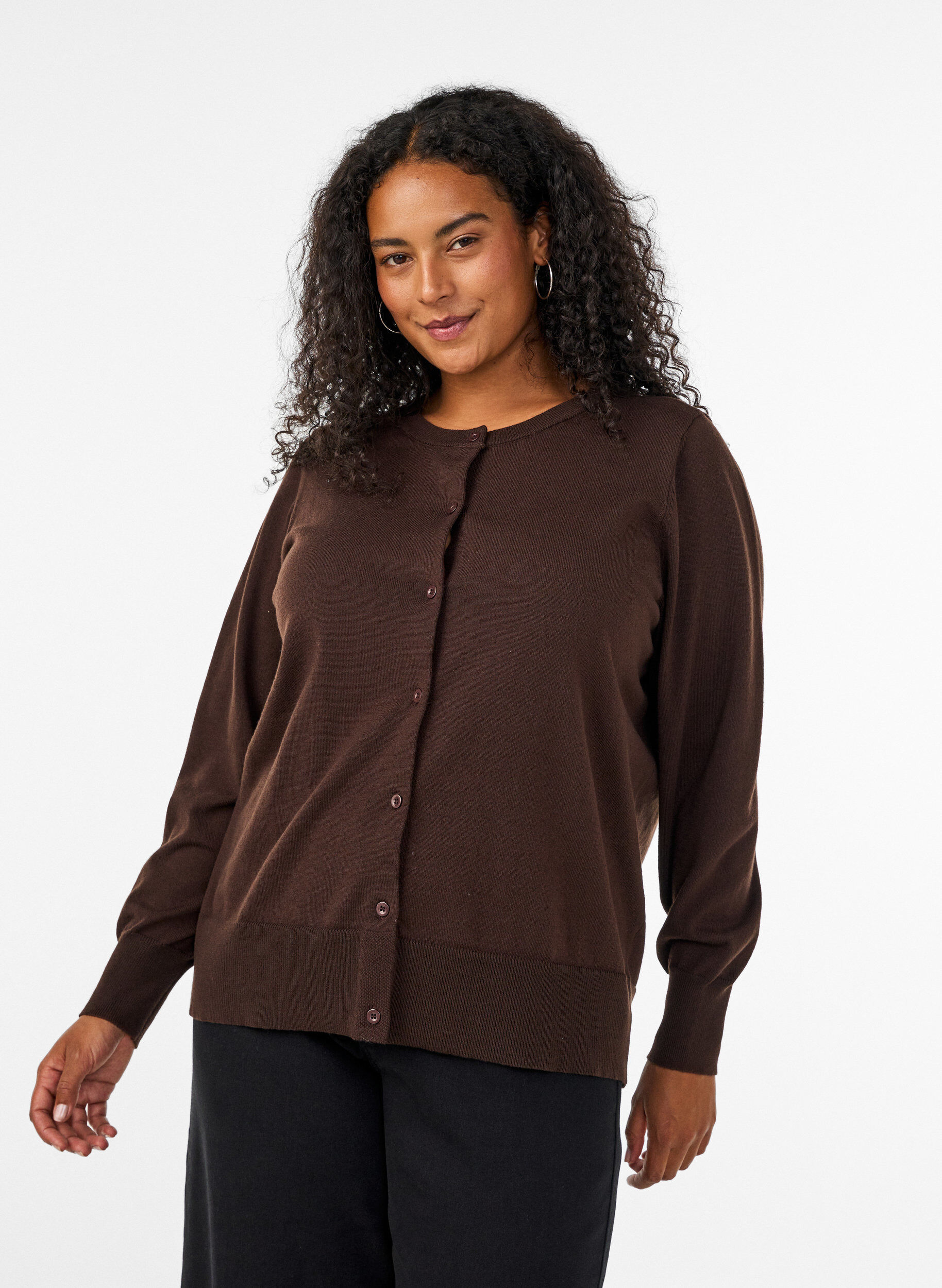 ZizziFeinstrick-Strickjacke mit Rundhalsausschnitt, Braun, Model image number 0