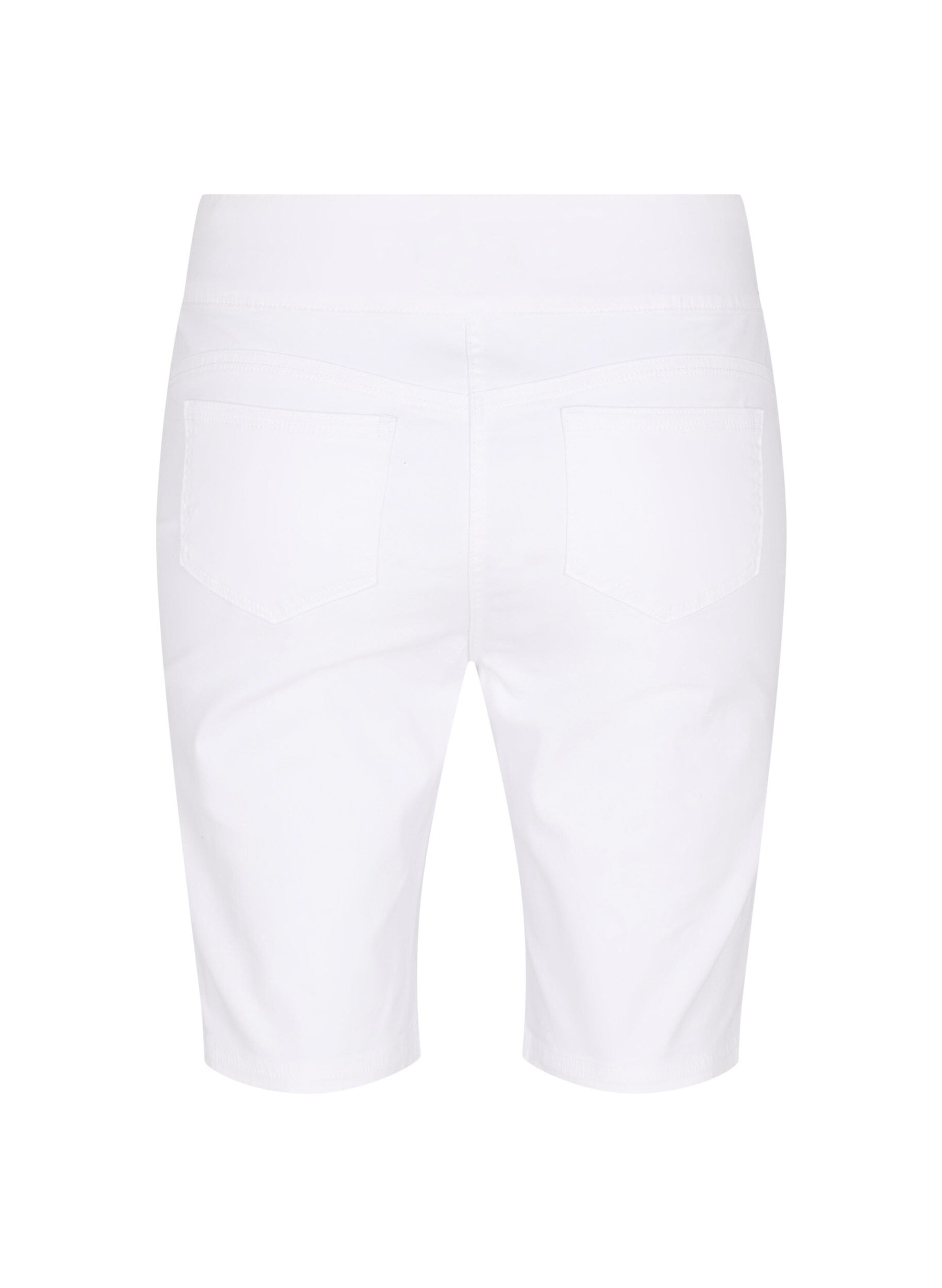Zizzi Eng anliegende Shorts mit Ges&auml;&szlig;taschen, White, Packshot image number 1