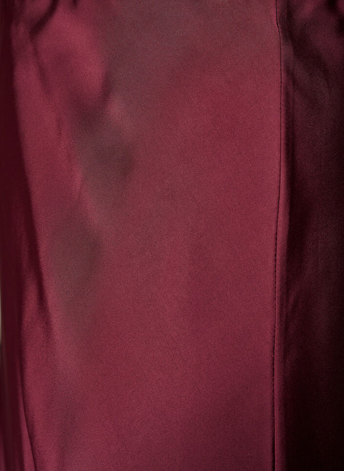 Midirock aus Satin, Rot, Packshot image number 2