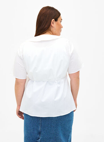  Kurzärmelige Bluse mit Rüschendetail, Bright White, Model image number 1