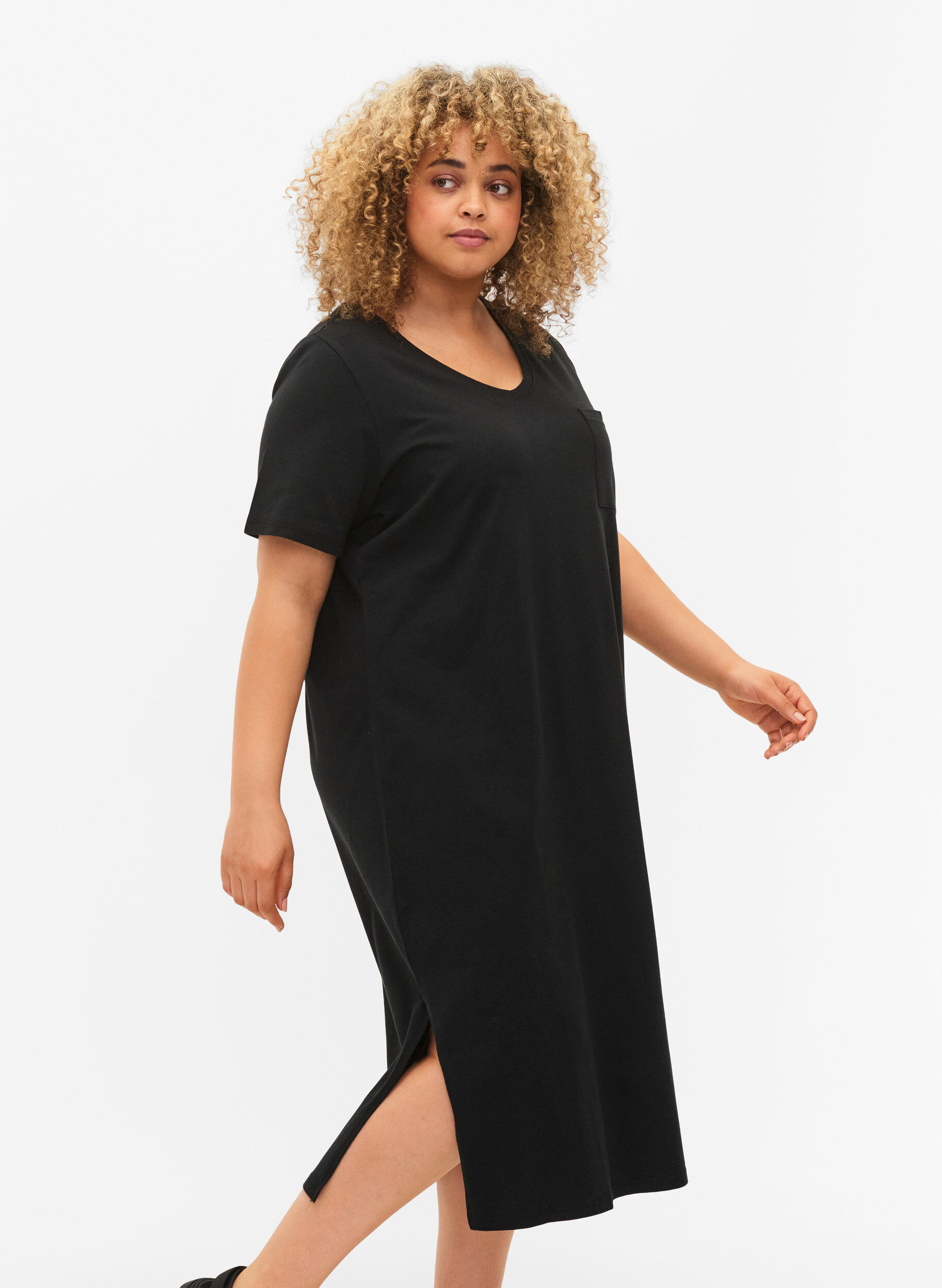 Zizzi Kurz&auml;rmeliges Baumwollkleid mit Schlitz, Black, Model image number 2