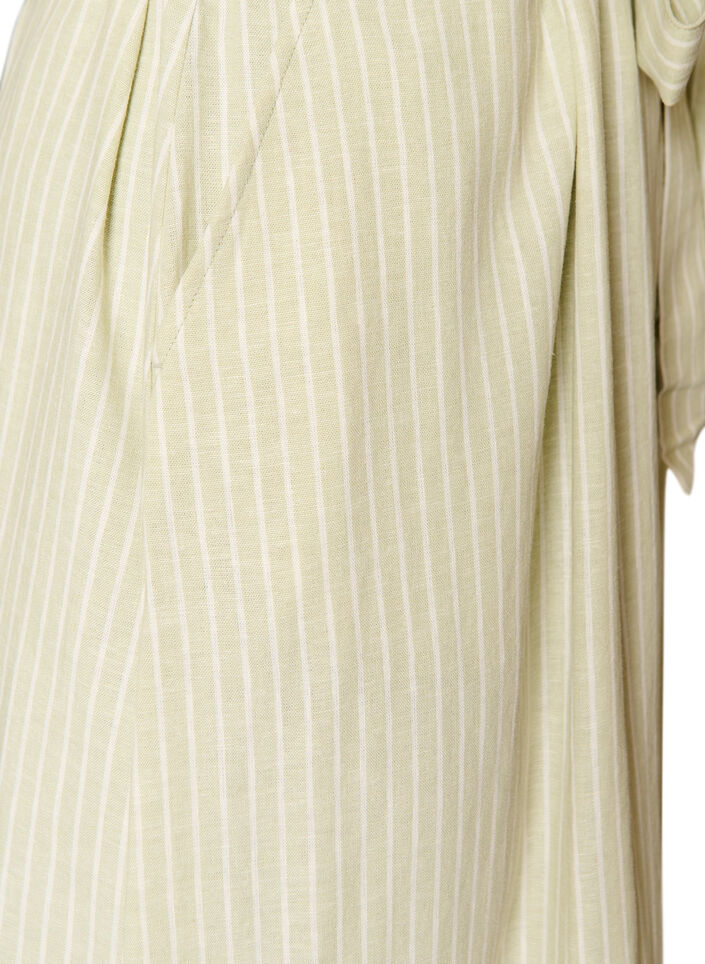 &Auml;rmelloses gestreiftes Midikleid aus Leinen und Viskose, Gr&uuml;n, Packshot image number 3