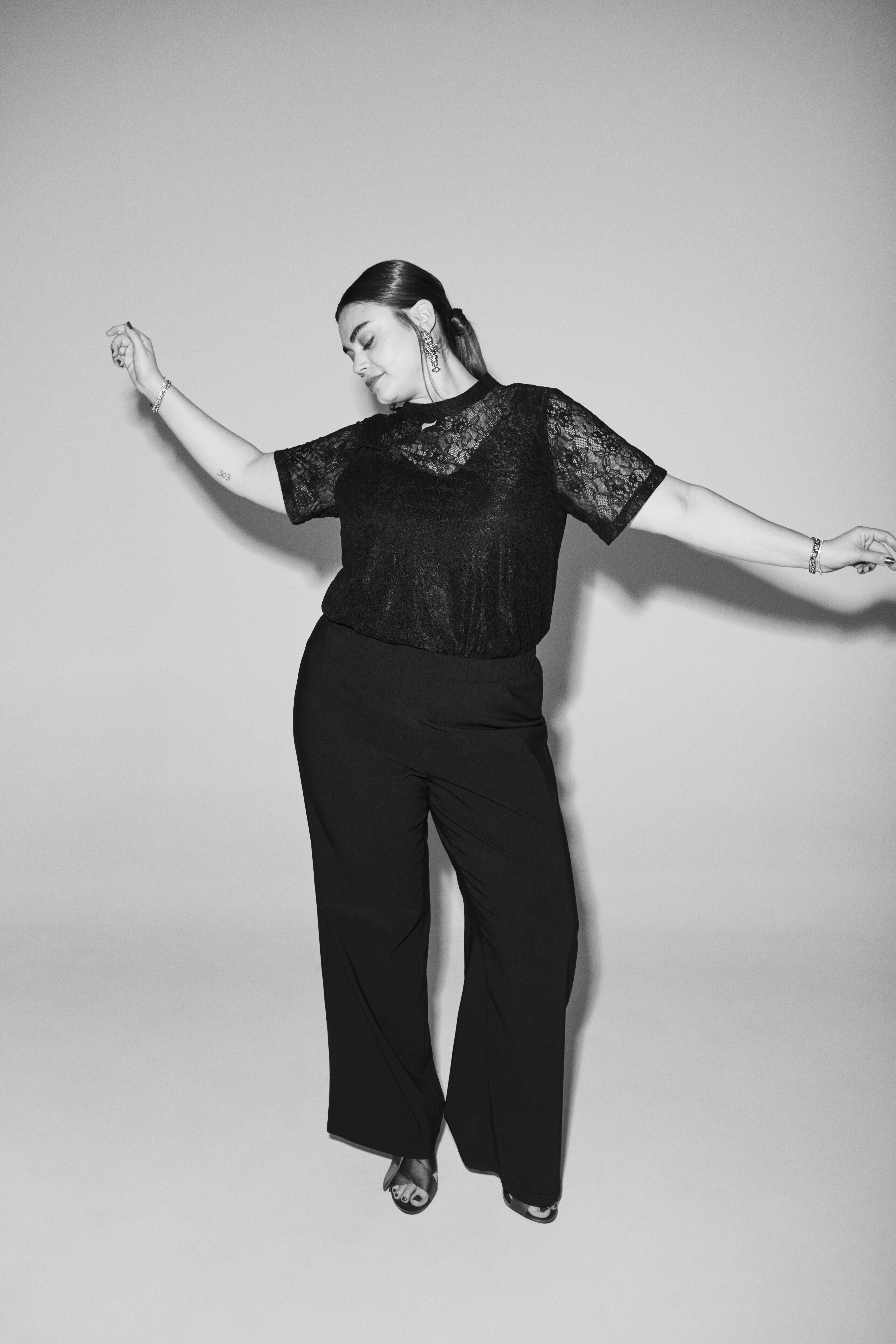 Zizzi Blusenbluse mit Details, , Model