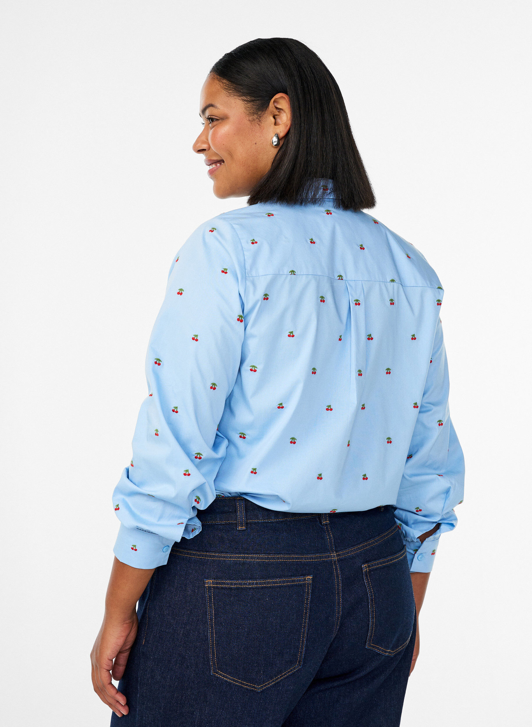 ZizziHemdbluse mit gestickten Kirschen, Blau, Model image number 2