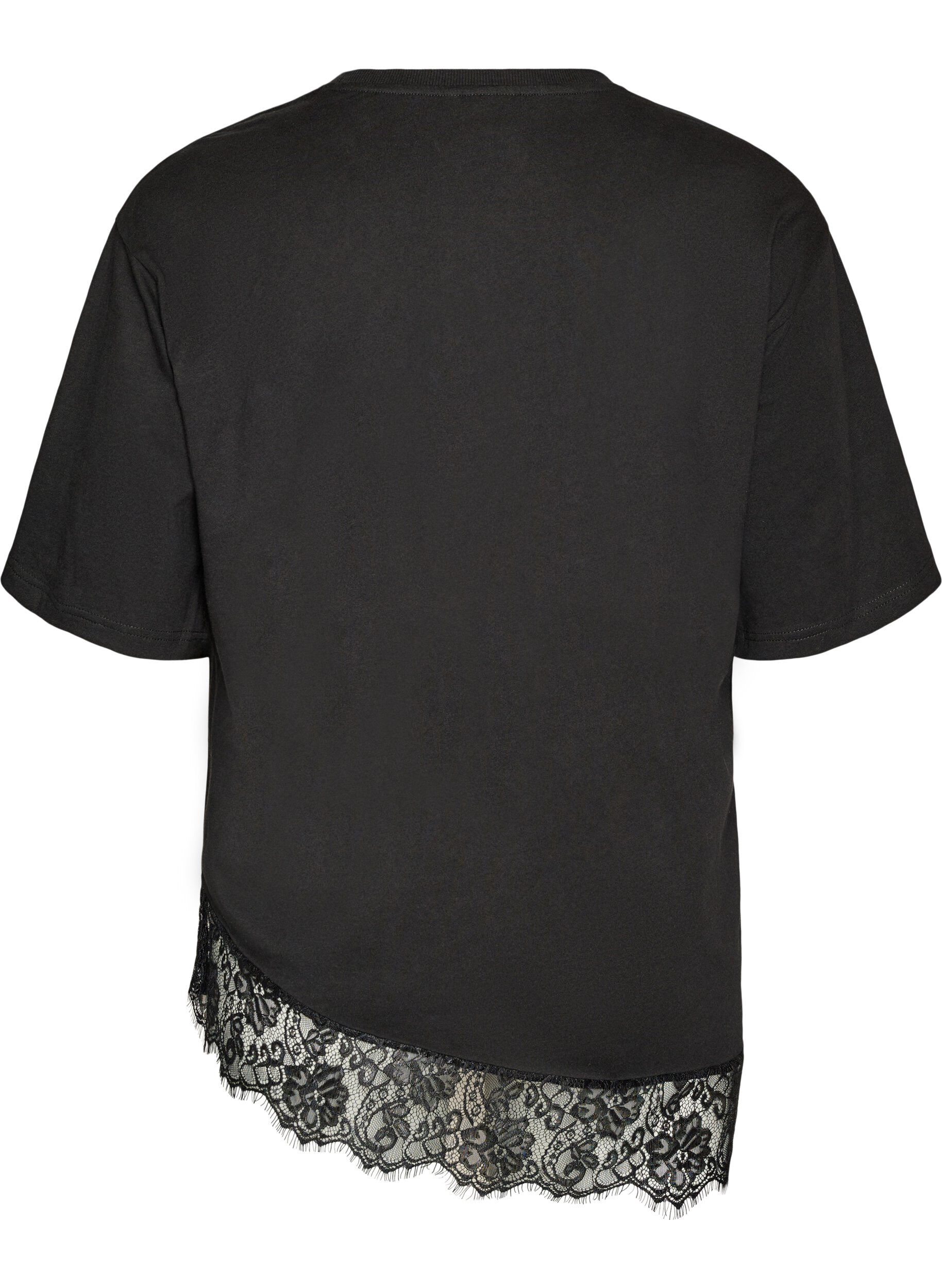 Zizzi T-Shirt mit asymmetrischem Spitzensaum, Schwarz, Packshot image number 1