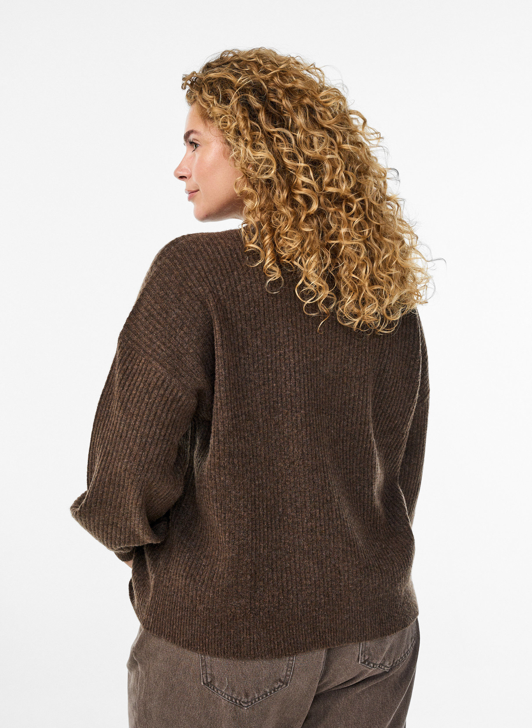 Zizzi Rippenstrick Strickjacke mit Kn&ouml;pfen, Braun, Model image number 2