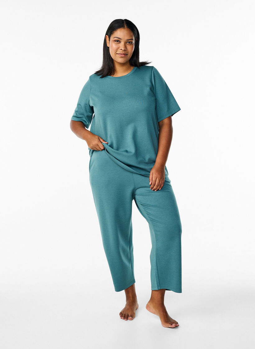 7/8-Hose aus Modalmix mit Taschen, Grün, Model image number 0