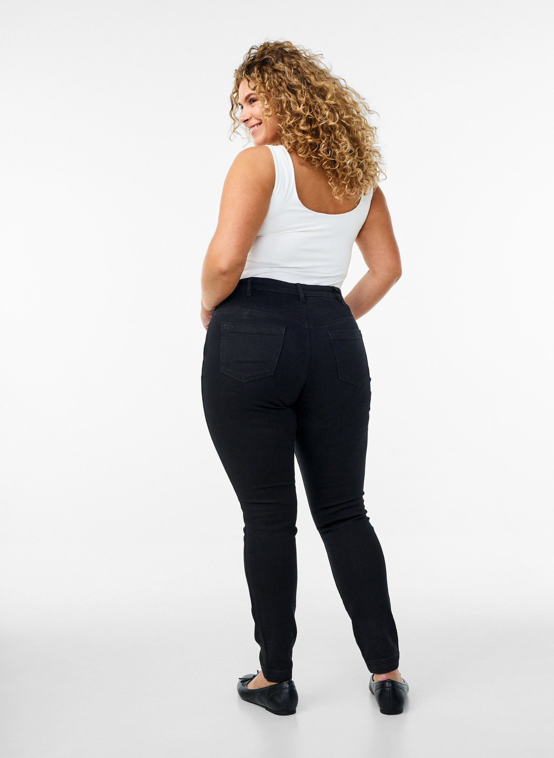 Zizzi Jeggings aus Baumwollmischung, Schwarz, Model image number 1