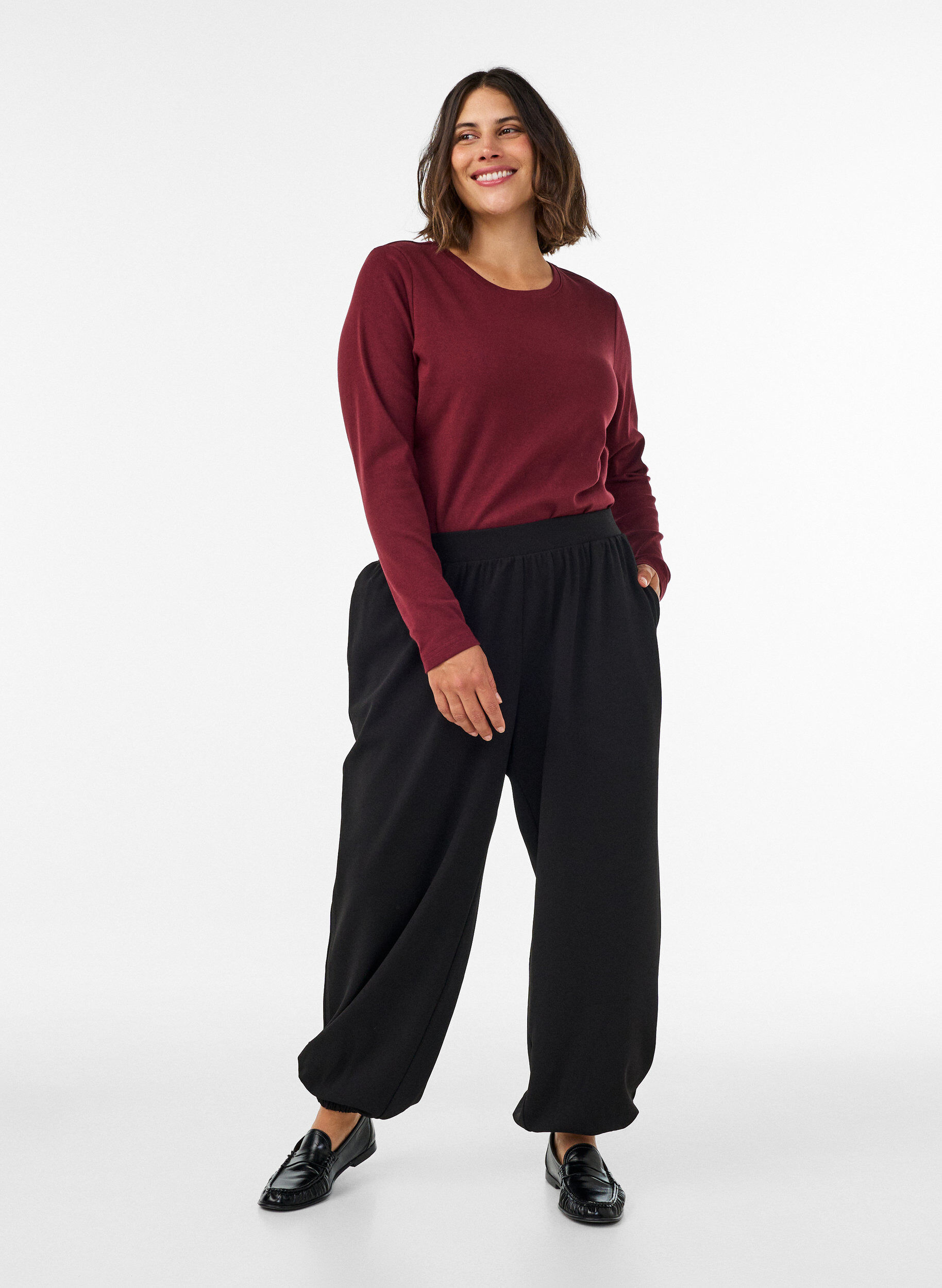 ZizziLangarm-Basic-T-Shirt mit Rundhalsausschnitt, Rot, Model image number 1