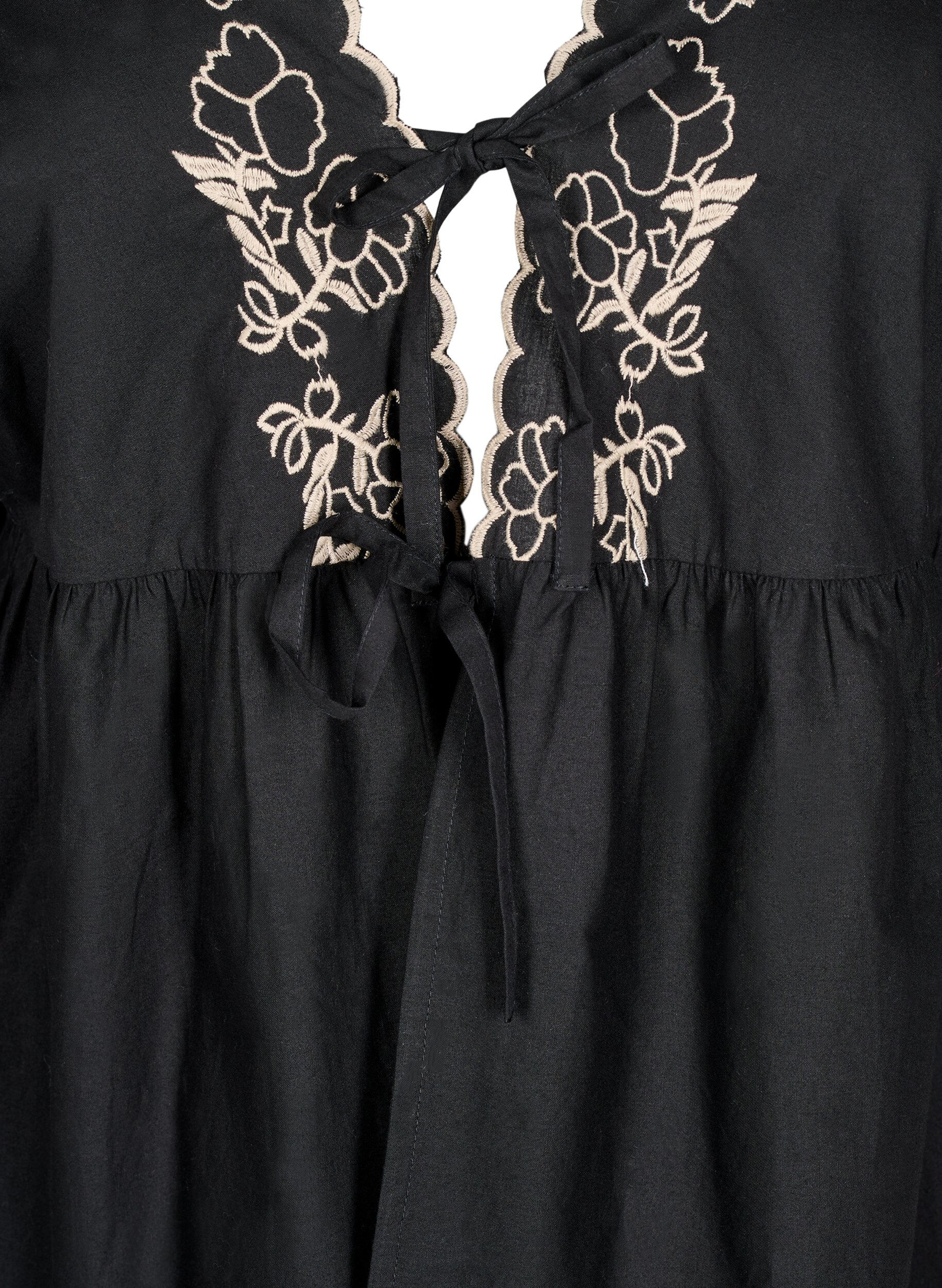 Zizzi Bluse mit offener Vorderseite und aufwendigen Stickereien, Schwarz, Packshot image number 2