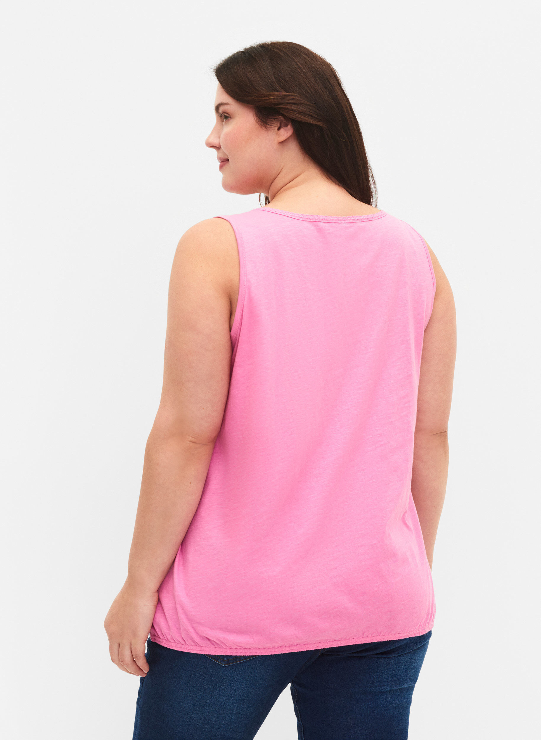 Zizzi 2er-Pack Tops aus Baumwolle mit Spitzenrand, Rosebloom / Black, Model image number 1