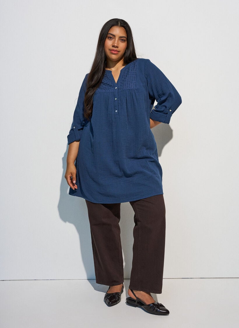 Tunika aus Baumwollmusselin mit Broderie Anglaise, Blau, Model image number 1