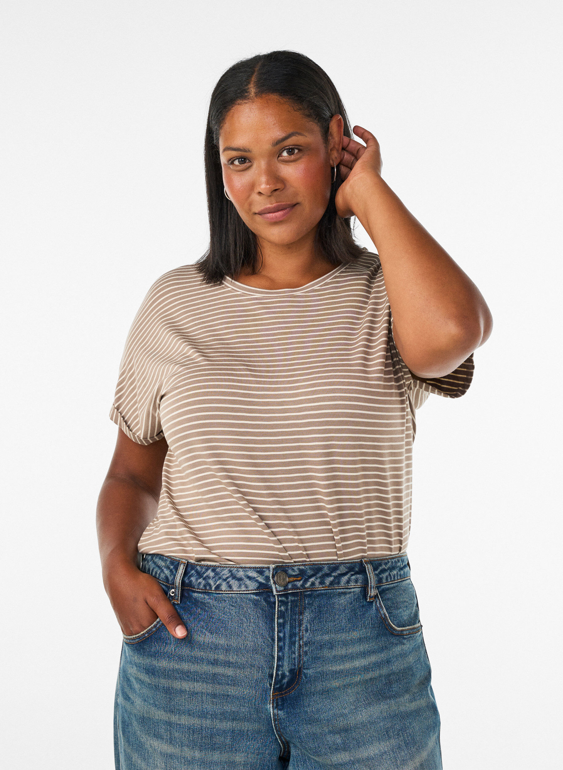 ZizziGestreiftes T-Shirt aus Viskose mit Rundhalsausschnitt, Beige, Model image number 0