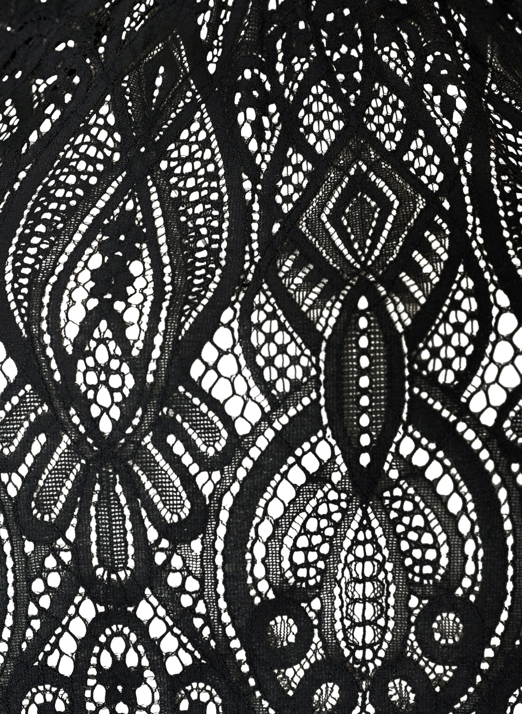ZizziSpitzenbluse mit langen Trompeten&auml;rmeln und R&uuml;schen, Schwarz, Packshot image number 2