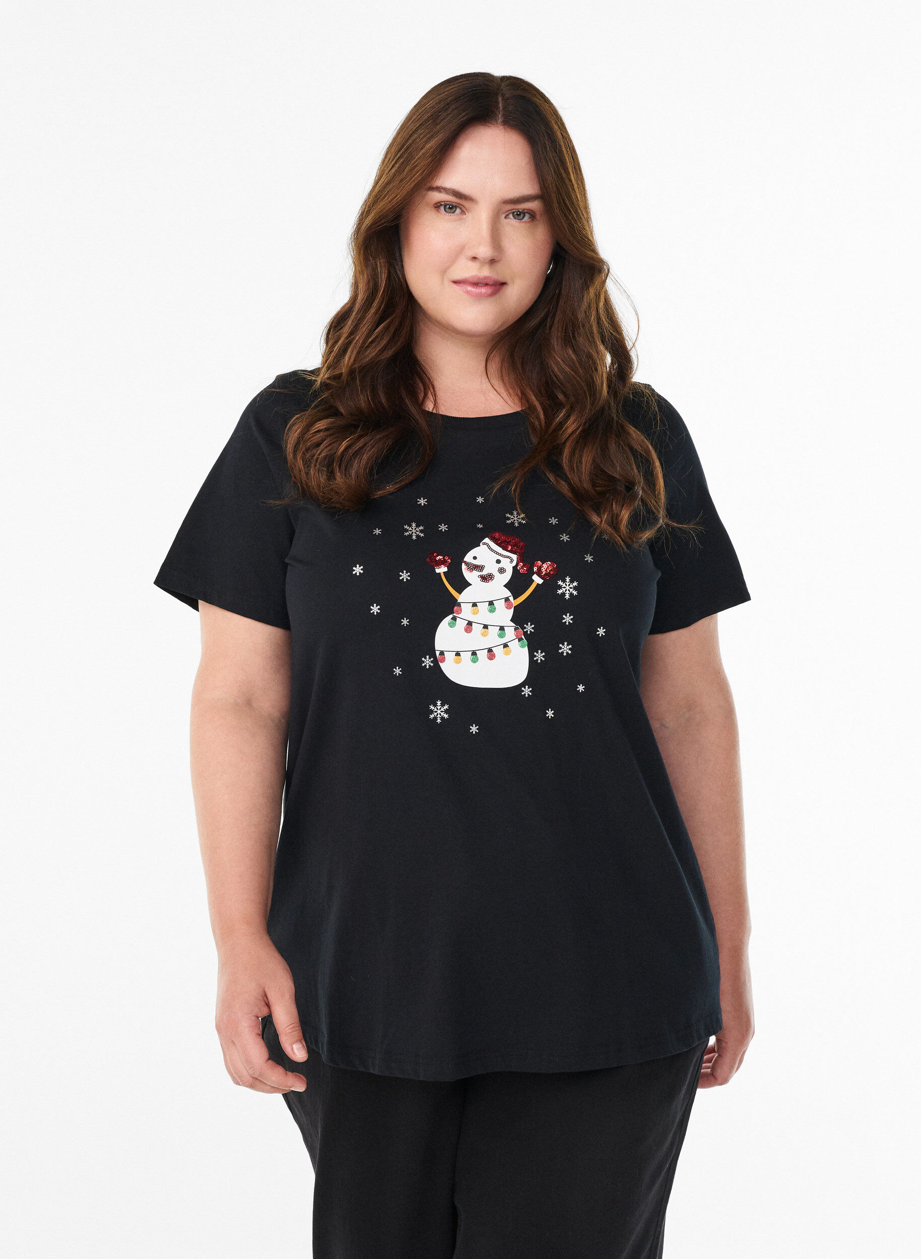 Weihnachts-T-Shirt aus Bio-Baumwolle, Schwarz, Model