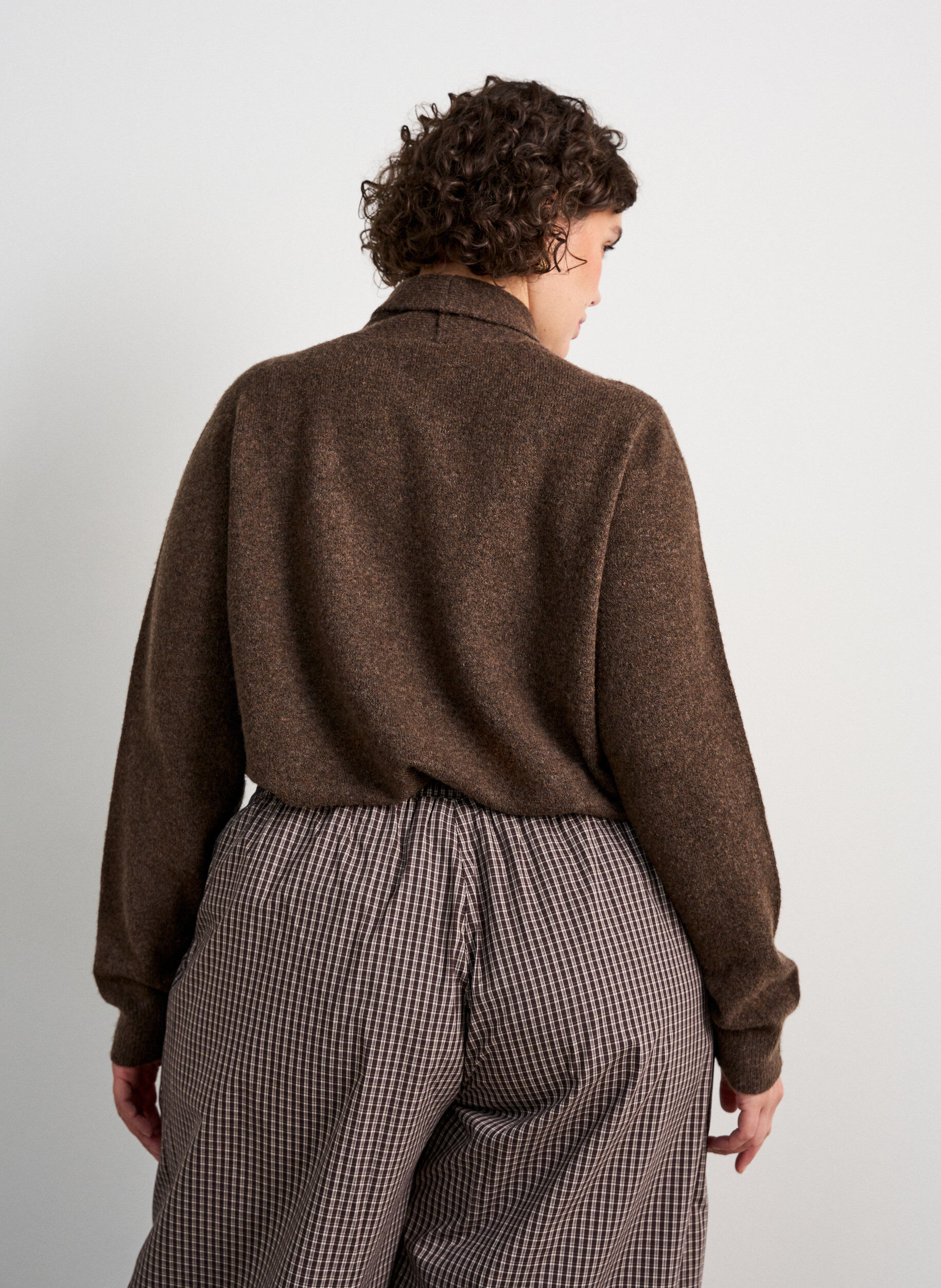 ZizziStrickjacke mit Schleifen und Kn&ouml;pfen, Braun, Model image number 2
