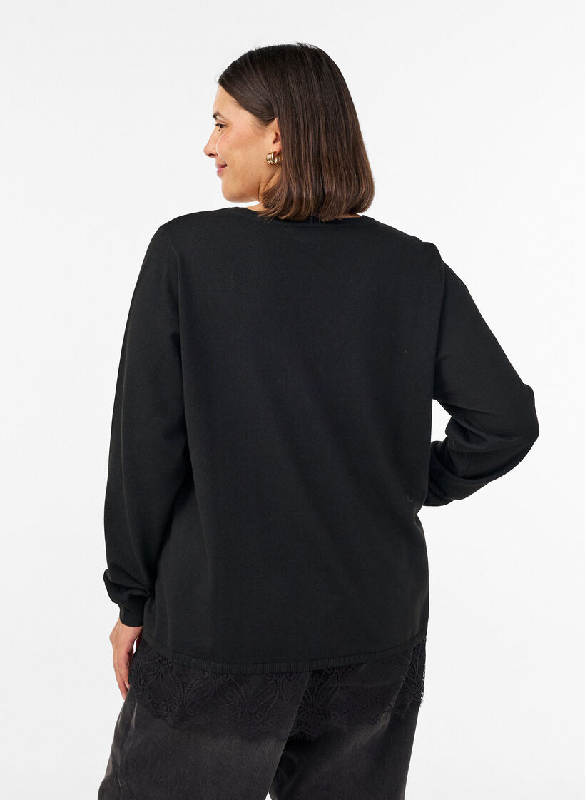 Bluse aus Strick mit V-Ausschnitt und Spitzen, Schwarz, Model image number 2