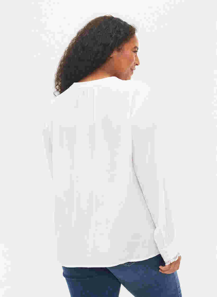 Langärmelige Bluse mit V-Ausschnitt, Bright White, Model image number 1