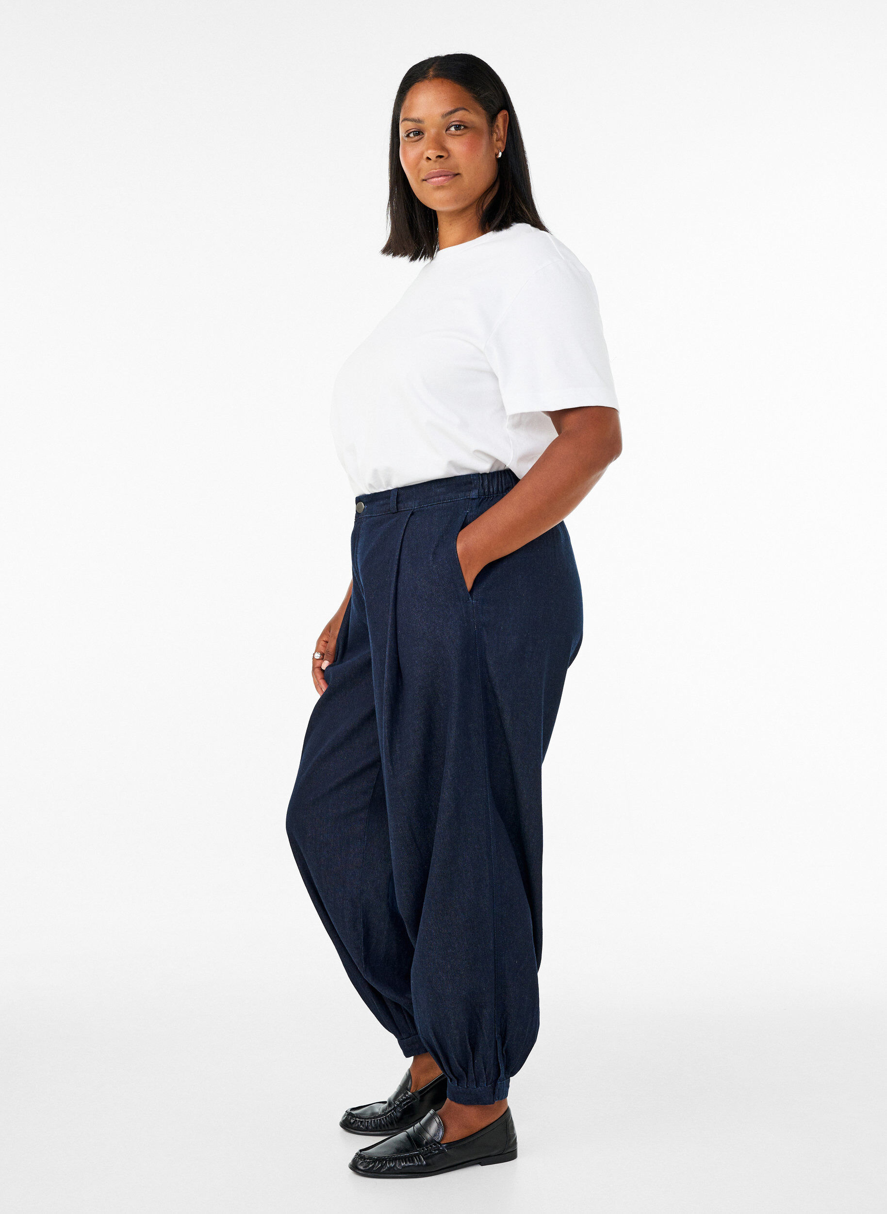ZizziBalloon Jeans mit hoher Taille, Blau, Model image number 3