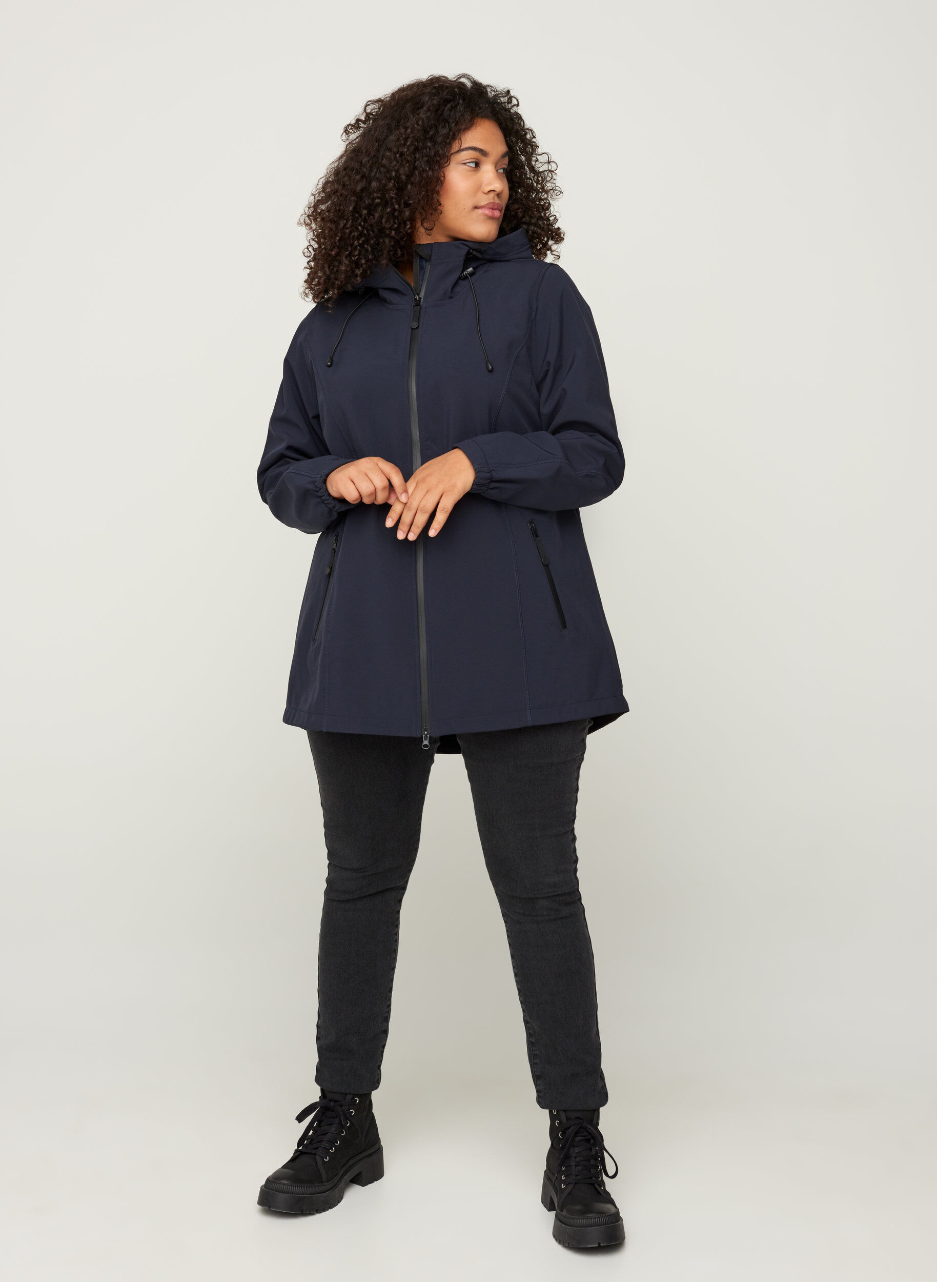 Zizzi Softshelljacke, Night Sky, Model image number 5