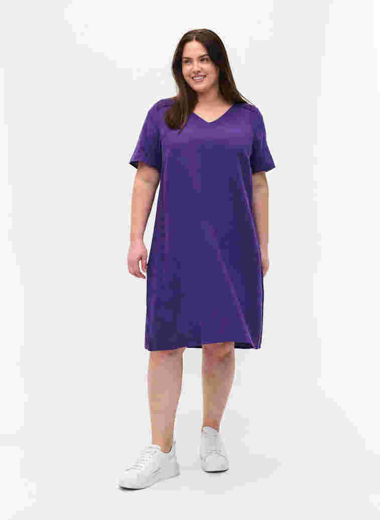 Kurzärmeliges Baumwollkleid mit Spitzendetails, Violet Indigo, Model image number 2
