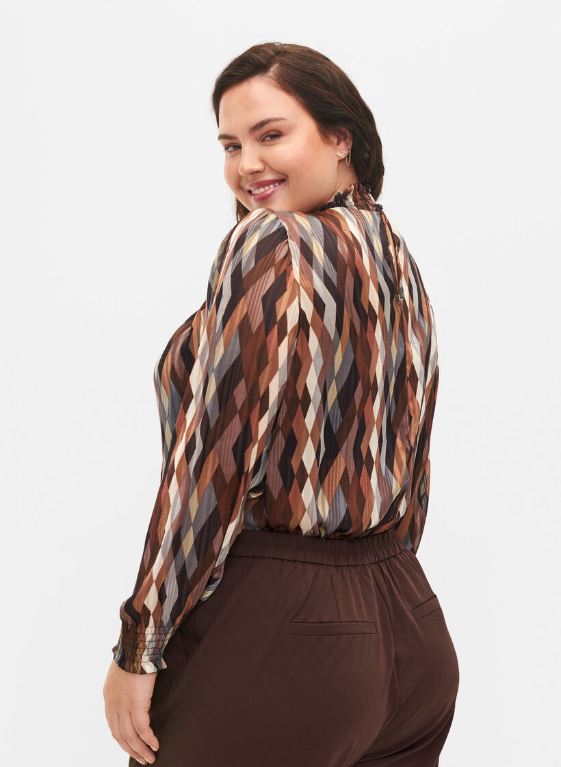 Bedruckte Bluse mit Smock, Earthy Zig Zag, Model image number 1