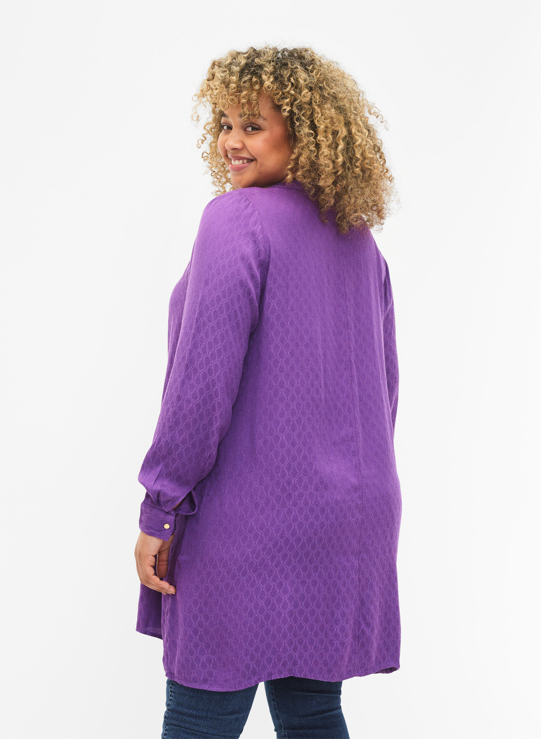 Zizzi Viskose Tunika mit Ton-in-Ton-Muster, Lavender Violet, Model image number 1