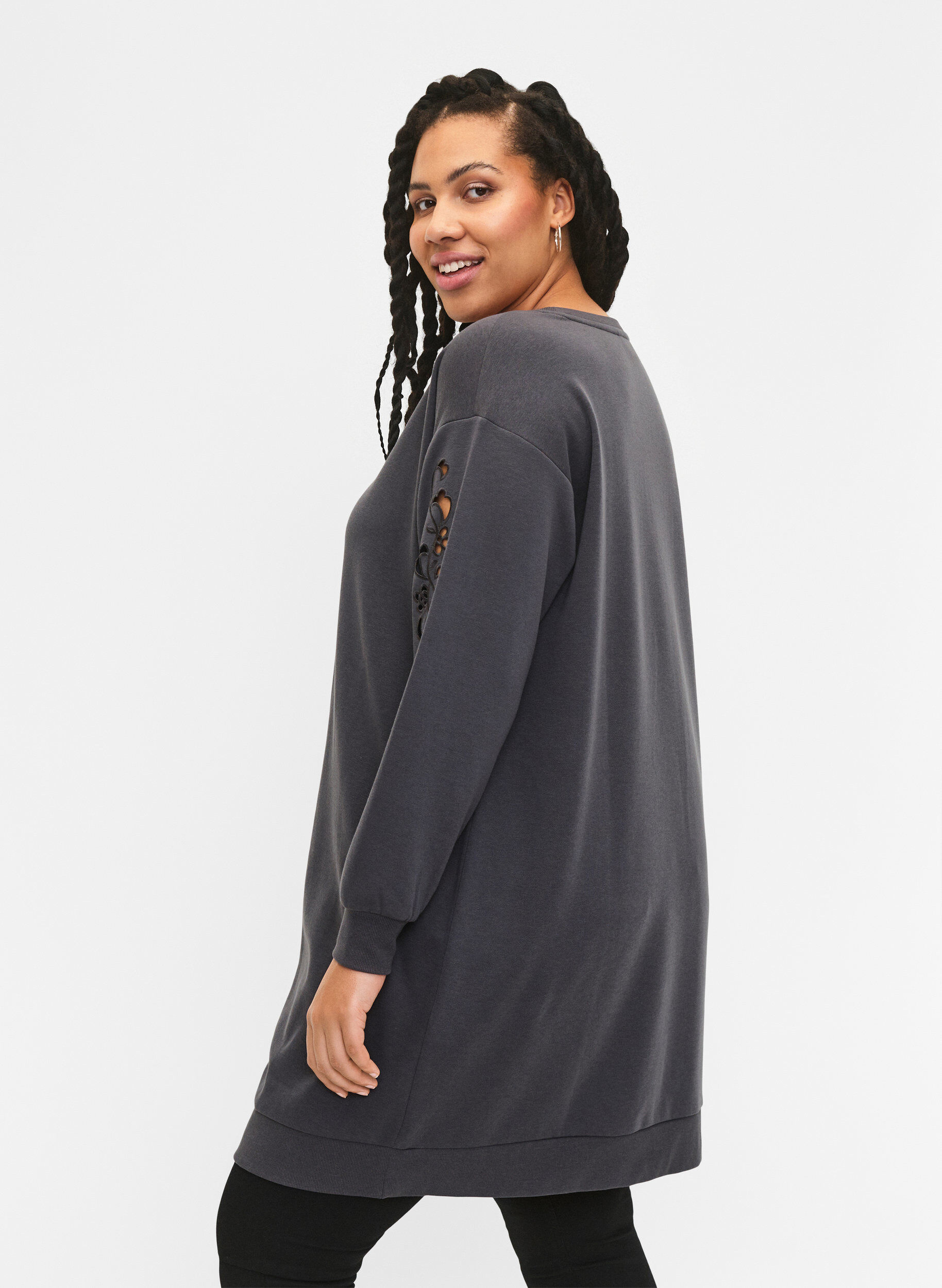 Zizzi Sweatkleid mit gestickten Details, Dark Grey, Model image number 1