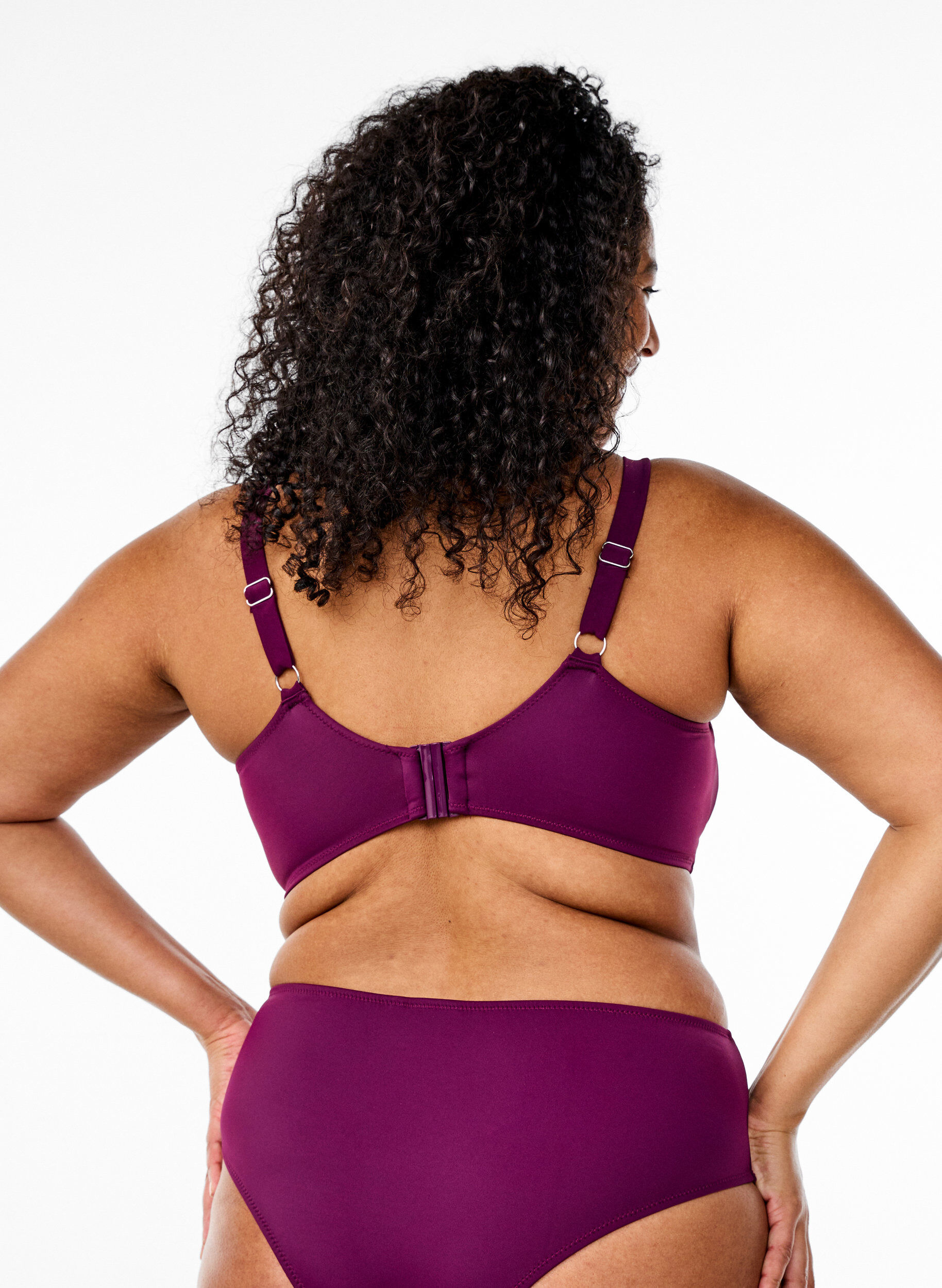 Zizzi Bikinioberteil mit B&uuml;gel und Knotendetail, Lila, Model image number 1