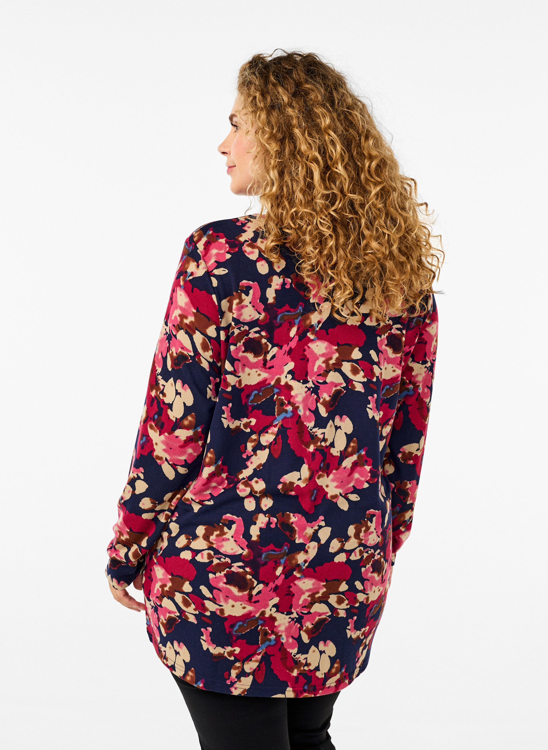 Zizzi  Bluse mit Blumenmuster und langen &Auml;rmeln, Blau, Model image number 2