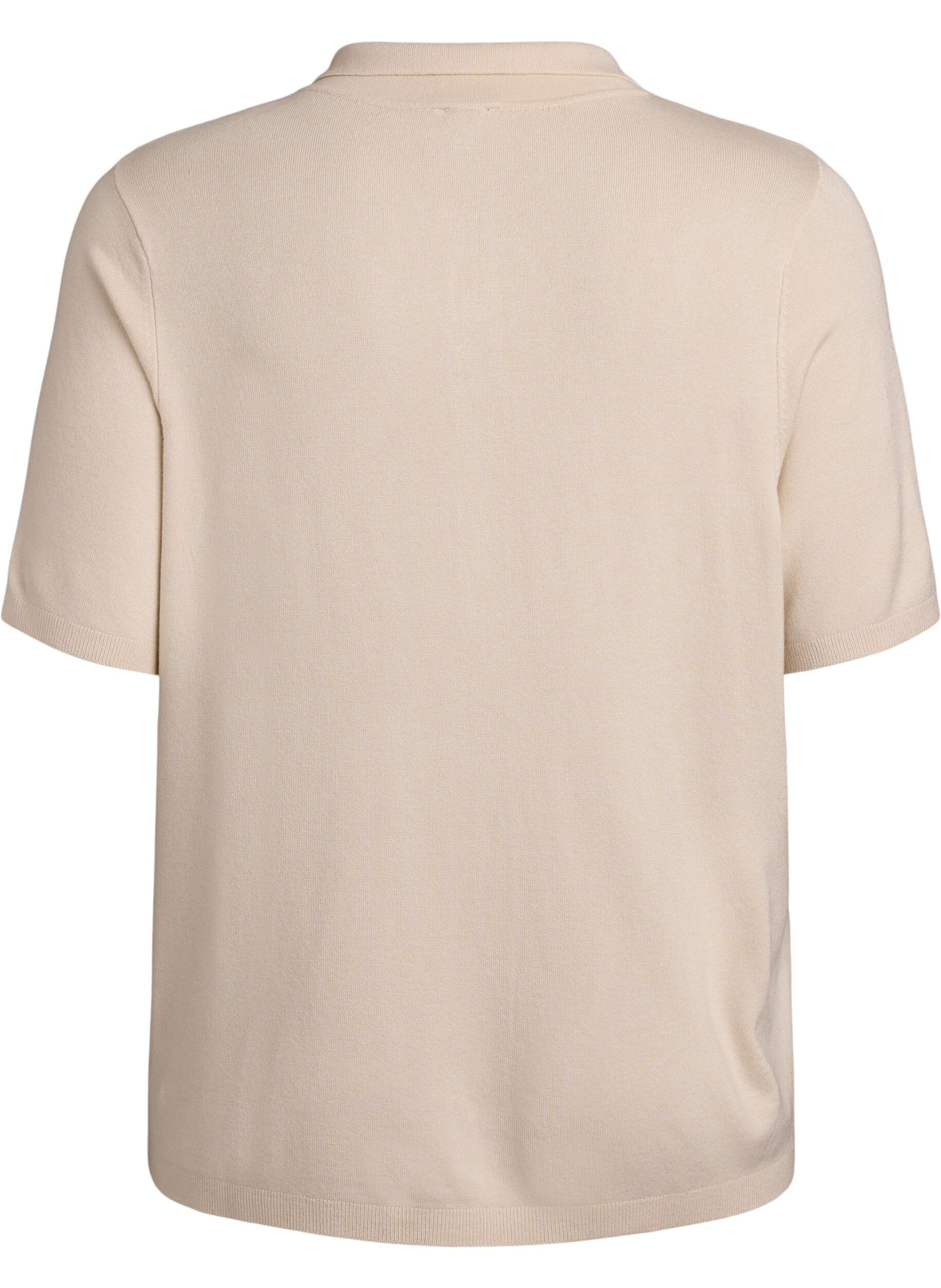 Zizzi Feinstrick-Poloshirt mit kurzen &Auml;rmeln, Beige, Packshot image number 1