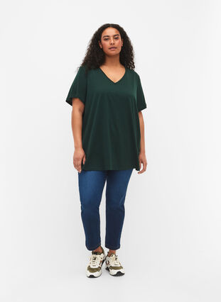 Kurzärmeliges T-Shirt mit V-Ausschnitt, Pine Grove, Model image number 2