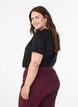 T-Shirt mit Print, Schwarz, Model image number 2