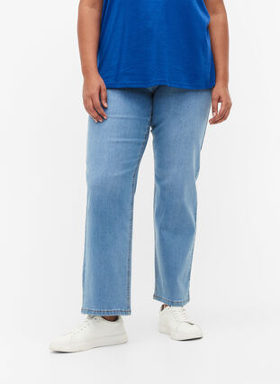 Hoch taillierte Gemma Jeans mit normaler Passform, Light blue, Model image number 2